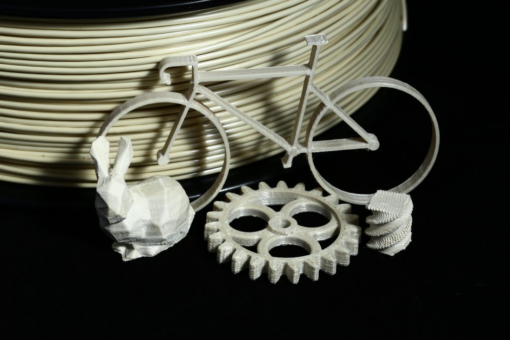 Samples of 3D printed LCP. Photo via ETH ZÃ¼rich.